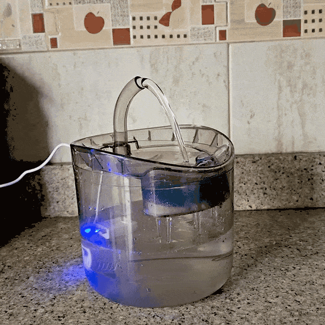Bebedero Automático 1.8L Con Sensor Para Mascotas